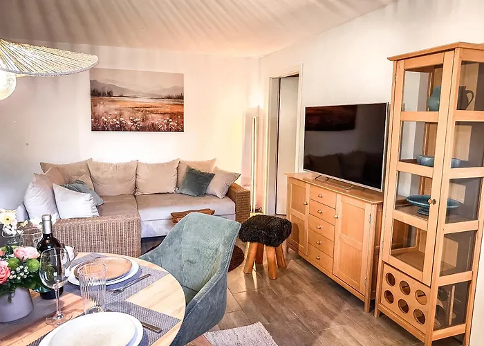 Wolke 7, Ruhiges Apartment, Kingsizebett, Etagenbett, Terrasse, Garten * Kiefersfelden
